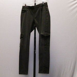 CAbi Women's Pull-on Cargo Jeggings